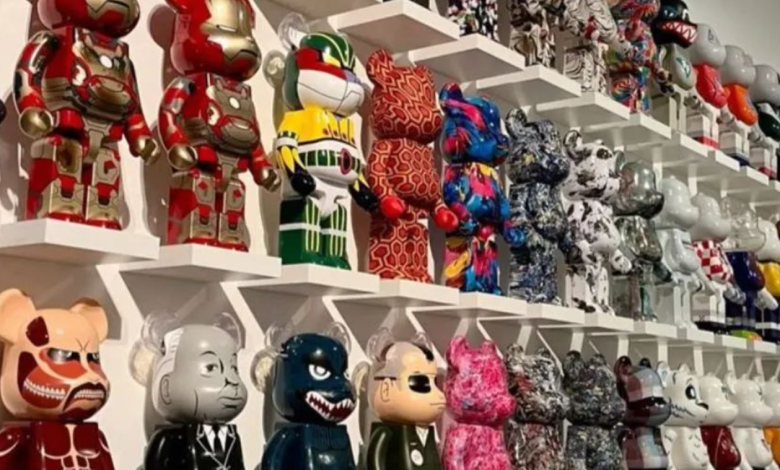 Basquiat Bearbrick: Modern Art Collectible Trend